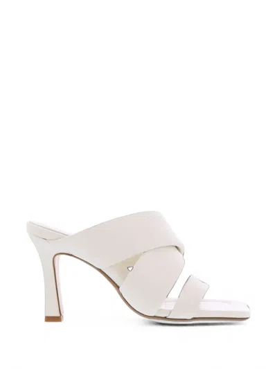 Biancadi Crossover-strap Sandals In Black