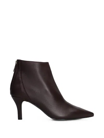 Biancadi Pointed-toe Rear-zip Ankle Boots In Brown