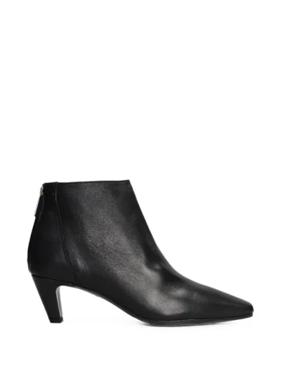 Biancadi Square-toe Ankle Boots In Black