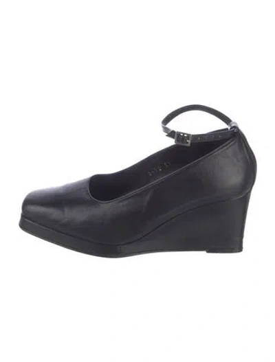 Pre-owned Biba Leather Pumps In Black
