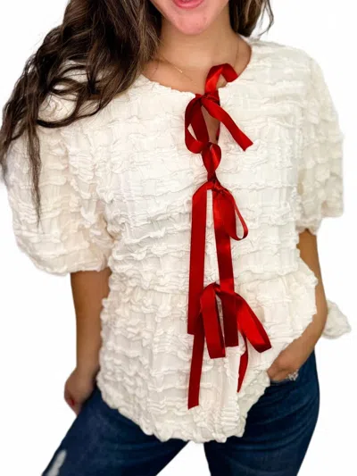 Bibi Bursting With Life Short Sleeve Textured Knit Top In Cream In White