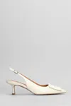 Bibi Lou Robin Kitten Heels
