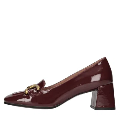 Bibi Lou Flat Shoes In Brown