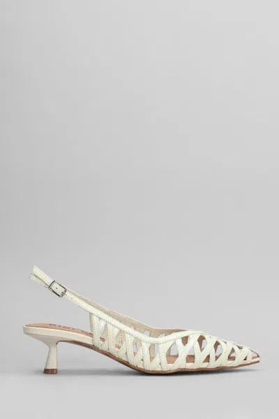 Bibi Lou Liala 45 Pumps In White