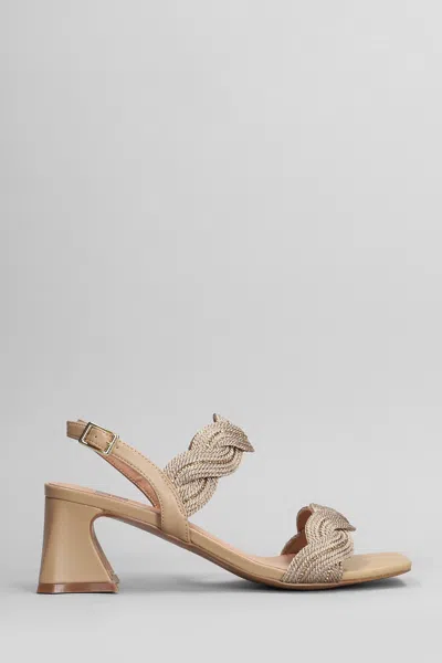 Bibi Lou Pend Sandals In Camel Leather