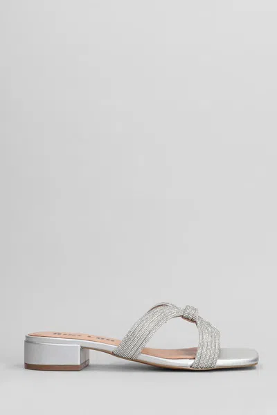 BIBI LOU BIBI LOU SLOAN SLIPPER-MULE