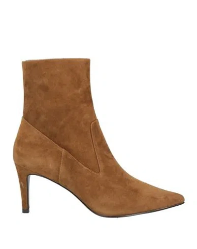 Bibi Lou Woman Ankle Boots Camel Size 10 Leather In Beige