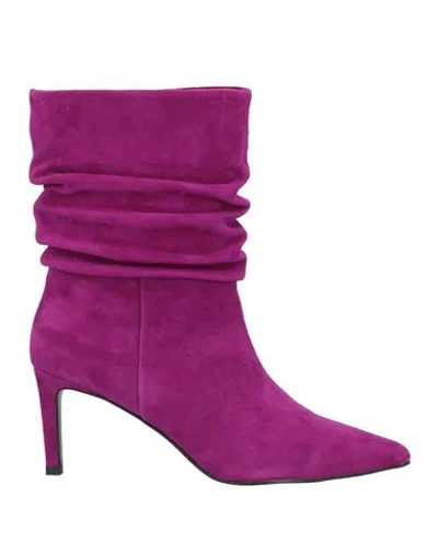 Bibi Lou Woman Ankle Boots Deep Purple Size 8 Soft Leather