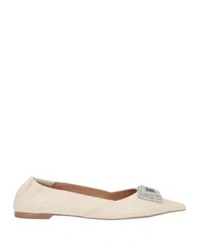 Bibi Lou Woman Ballet Flats Ivory Size 8 Leather In White