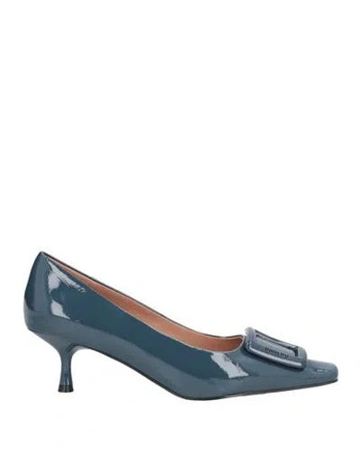 Bibi Lou Woman Pumps Navy Size 7 Leather