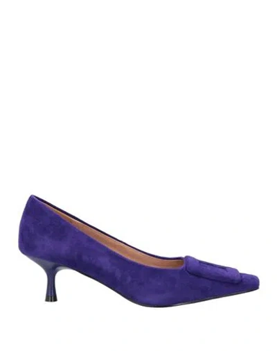 Bibi Lou Woman Pumps Purple Size 8 Leather