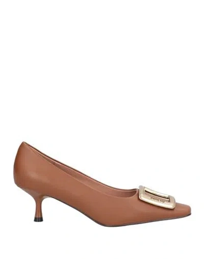 Bibi Lou Woman Pumps Tan Size 8 Leather