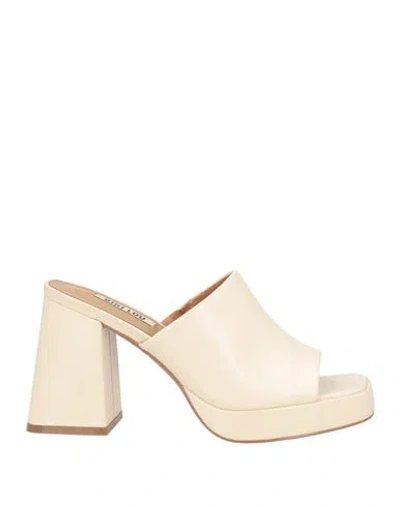 Bibi Lou Woman Sandals Cream Size 8 Leather In White