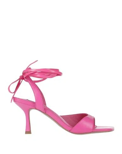 Bibi Lou Woman Sandals Magenta Size 8 Leather