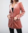 Bibi Shiny Velvet Peak Lapel Single Blazer In Indian Red In Multi