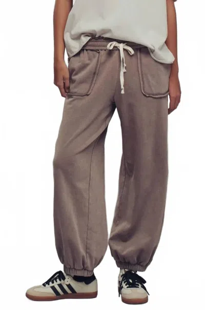 Bibi Wide Leg Cotton Blend Jogger Sweatpant In Mocha Mousse In Brown