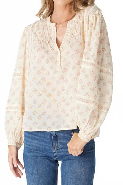 Bila77 Valley Spring Top In Almond Buff In Neutral