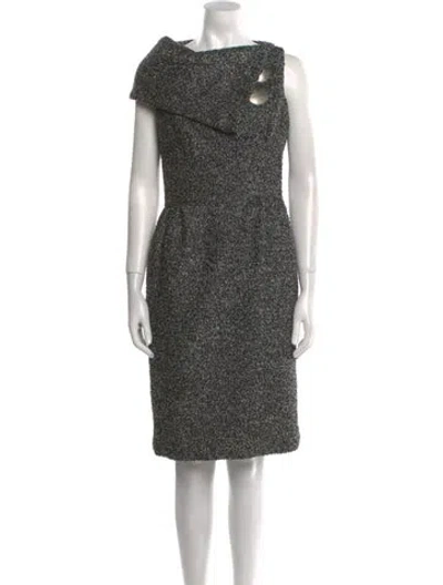 Pre-owned Bill Blass Bateau Neckline Midi Length Dress In Black