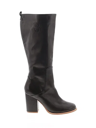 Pre-owned Bill Blass Boots In Black