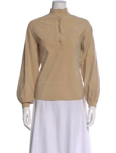 Pre-owned Bill Blass Cashmere Long Sleeve Button-up Top In Neutral