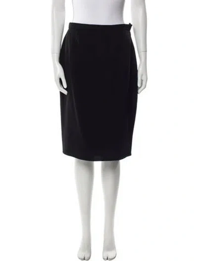Pre-owned Bill Blass Knee-length Skirt In Black