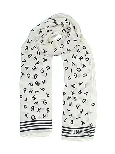 Pre-owned Bill Blass Scarf In White