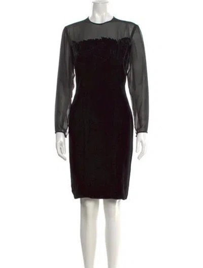 Pre-owned Bill Blass Silk Knee-length Dress In Black