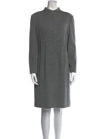 Pre-owned Bill Blass Vintage Knee-length Dress In Gray