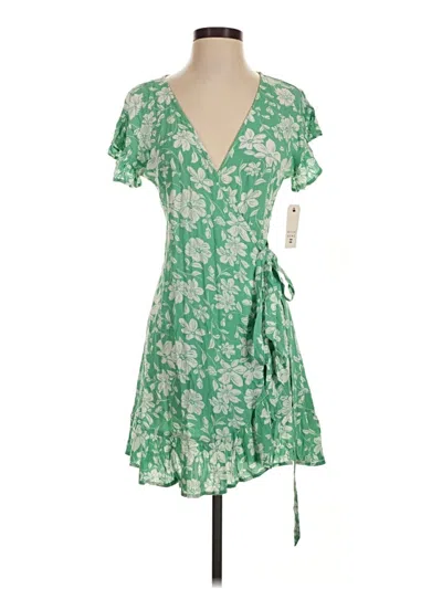 Pre-owned Billabong Casual Dress In Green