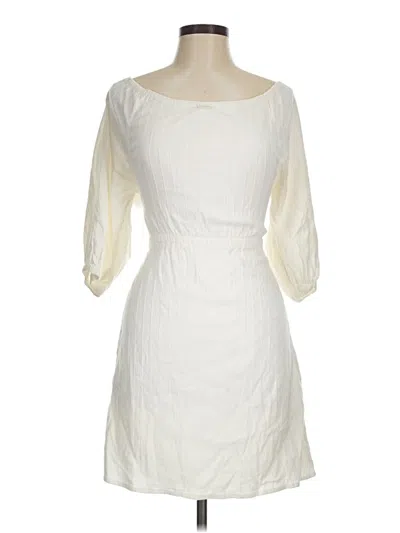 Pre-owned Billabong Casual Dress In Ivory