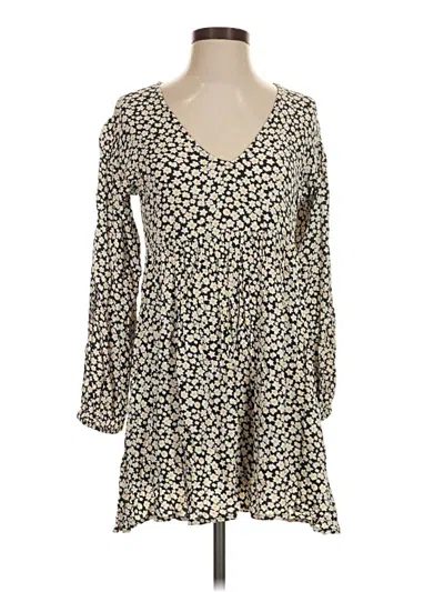 Pre-owned Billabong Casual Dress In Tan