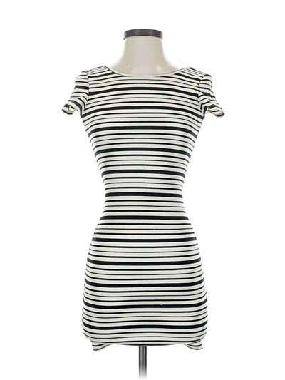 Pre-owned Billabong Casual Dress In White