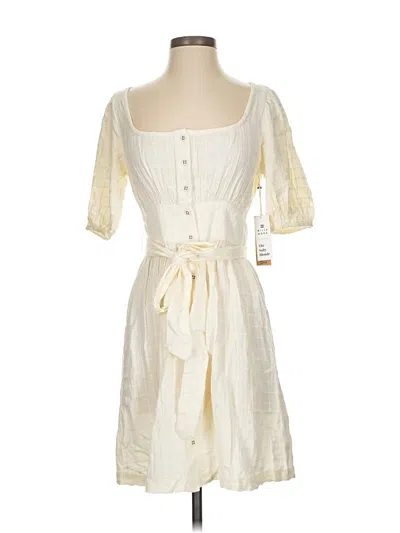 Pre-owned Billabong Casual Dress In White