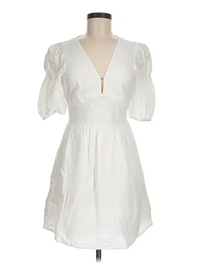 Pre-owned Billabong Casual Dress In White