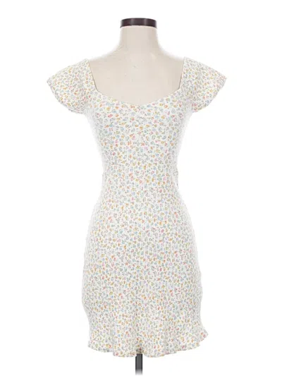 Pre-owned Billabong Casual Dress In White