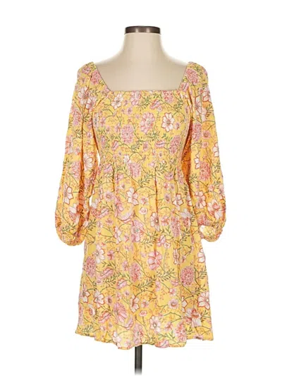 Pre-owned Billabong Casual Dress In Yellow