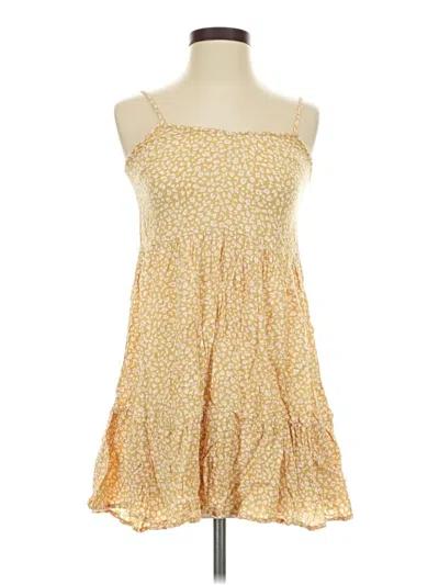 Pre-owned Billabong Casual Dress In Yellow