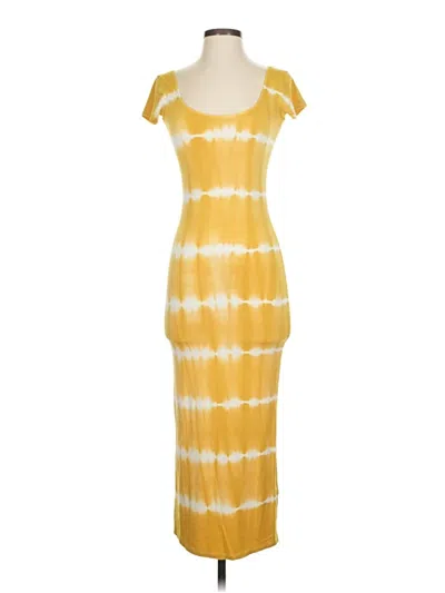 Pre-owned Billabong Casual Dress In Yellow