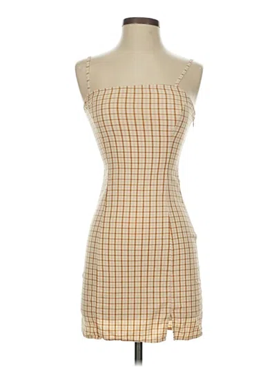 Pre-owned Billabong Casual Dress In Yellow