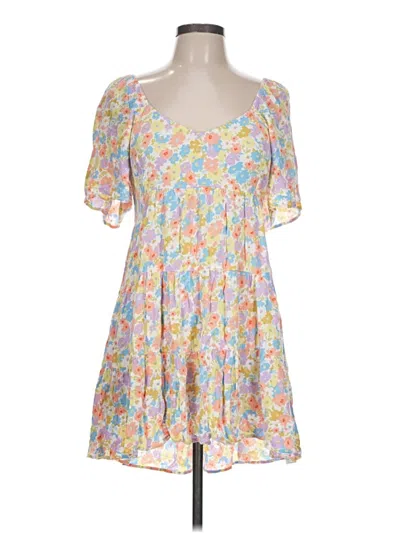 Pre-owned Billabong Casual Dress In Yellow