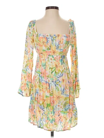 Pre-owned Billabong Casual Dress In Yellow