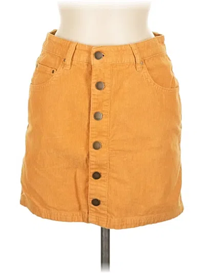 Pre-owned Billabong Casual Skirt In Yellow