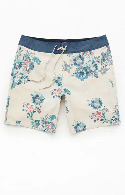 Billabong Men's Good Times Pro 7.5" Boardshorts In Neutral