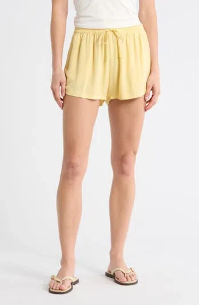 Billabong Pipeline Shorts In Yellow