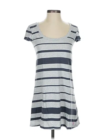 Pre-owned Billabong Short Sleeve T-shirt In Gray