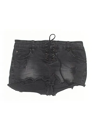 Pre-owned Billabong Shorts In Black