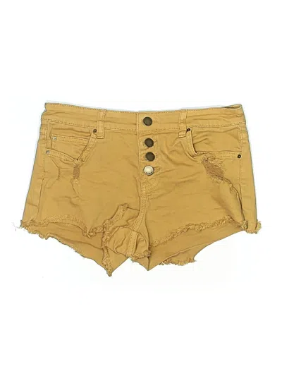 Pre-owned Billabong Shorts In Yellow