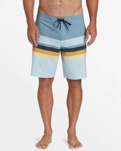Billabong Spinner Lt Short In Wbl In Multi