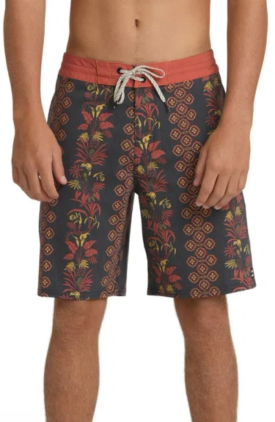 Billabong Sundays Lt Board Shorts In Multi