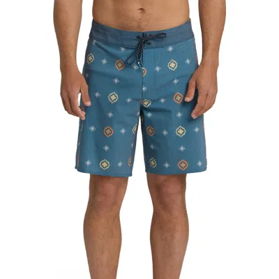 Billabong Sundays Pro Board Shorts In Blue